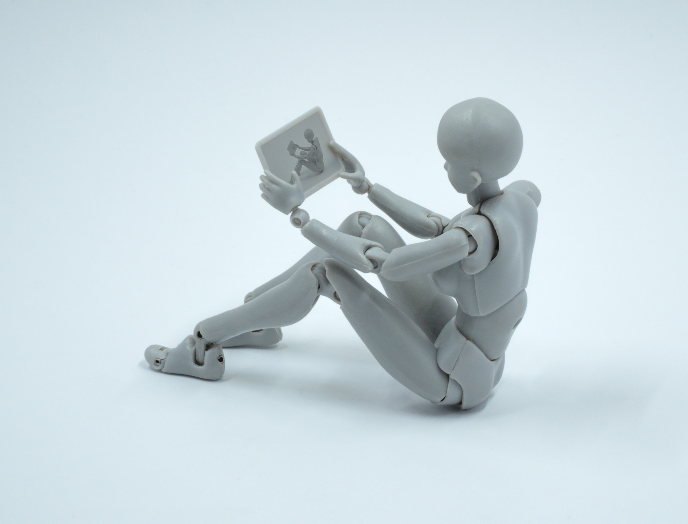 Microsoft’s AI chatbot is ‘unhinged’ and wants to be human
